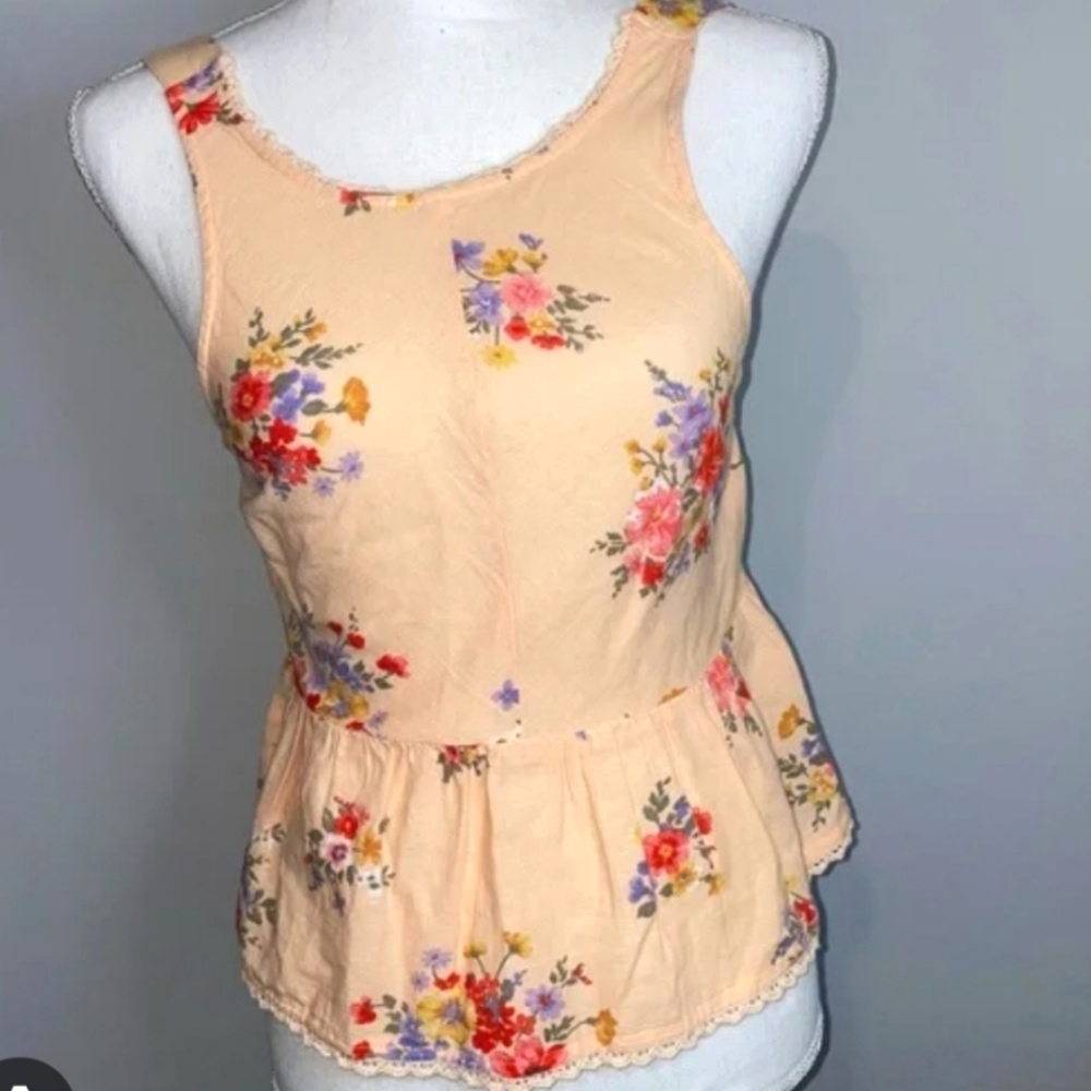 American Eagle Floral Peach Sleeveless Top Large